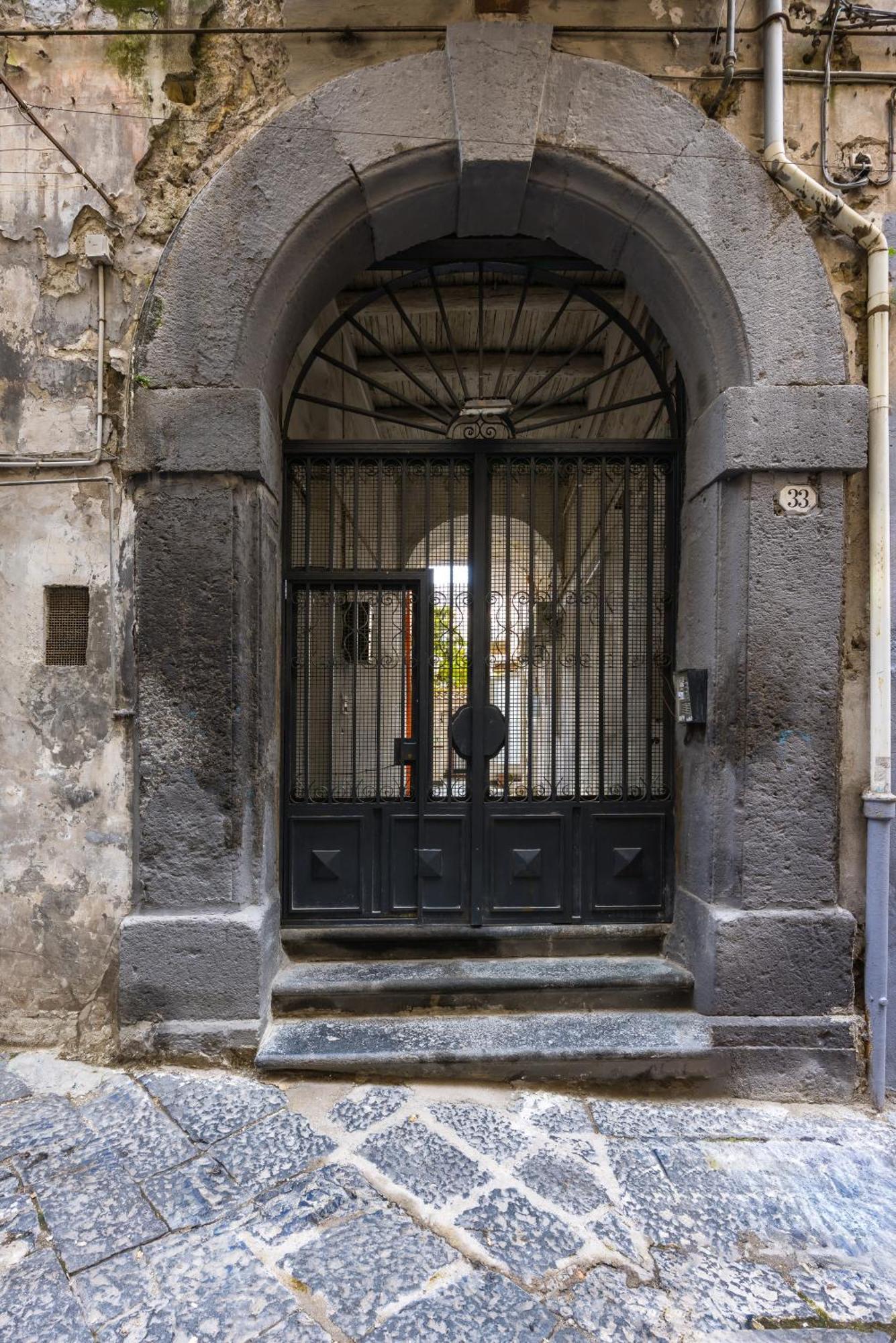 La Smorfia A Montesanto Apartment *